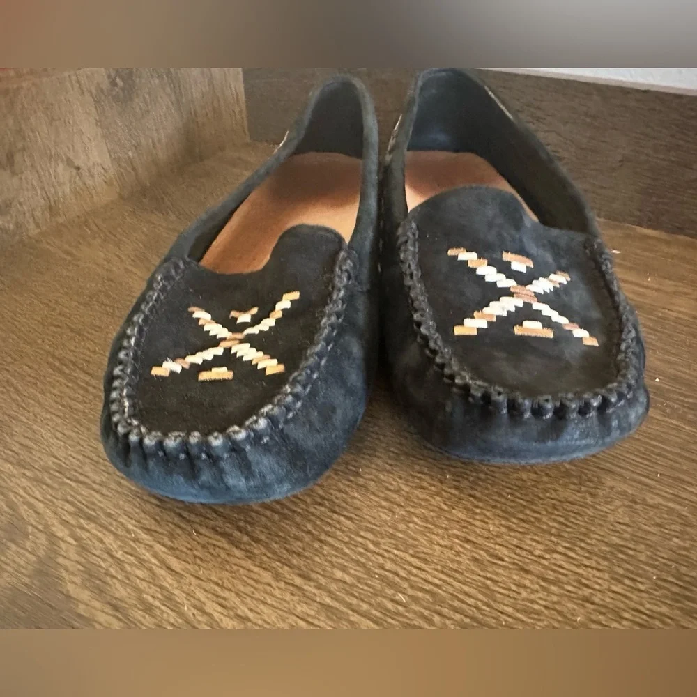 UGG Calze Driving Moccasins Slip On Loafers Rustic Weave Black Suede Womens sz 8 - Picture 9 of 10
